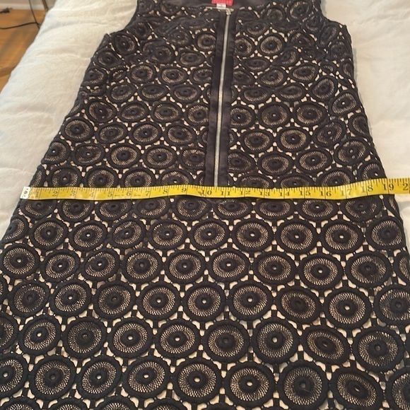 Douglas Hannant made in USA. Black dress with gold lining - Picture 8 of 12